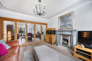 Lounge- click for photo gallery